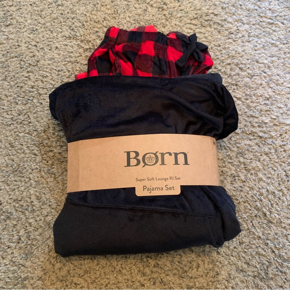 BORN super soft lounge pajama set